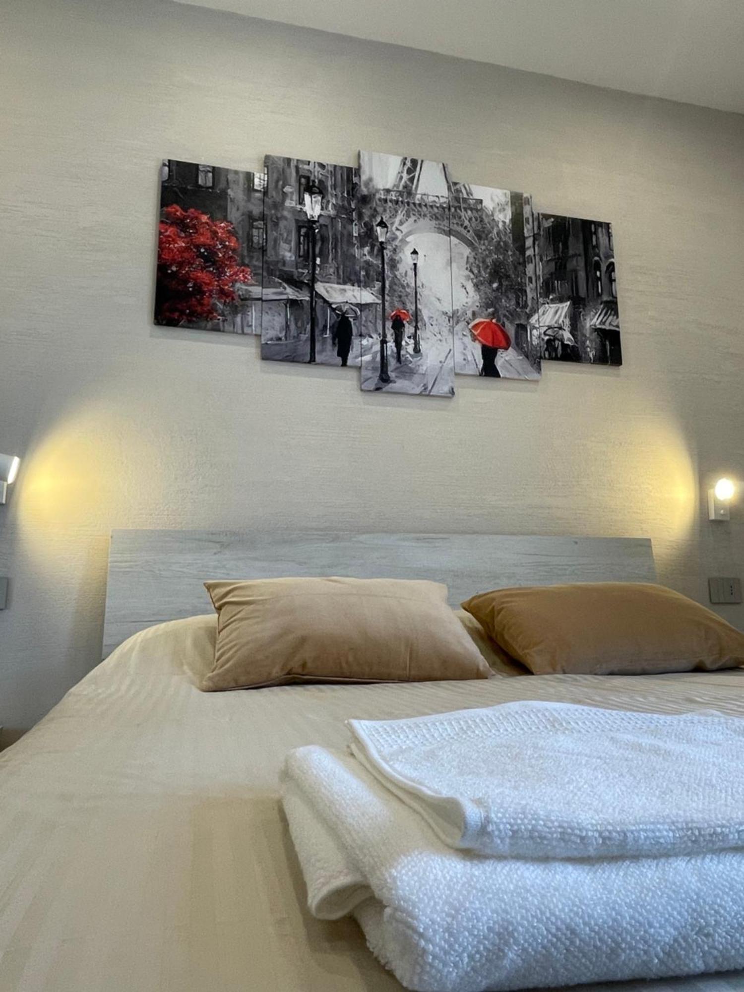 Ro&Ro Napoli Luxury Rooms מראה חיצוני תמונה