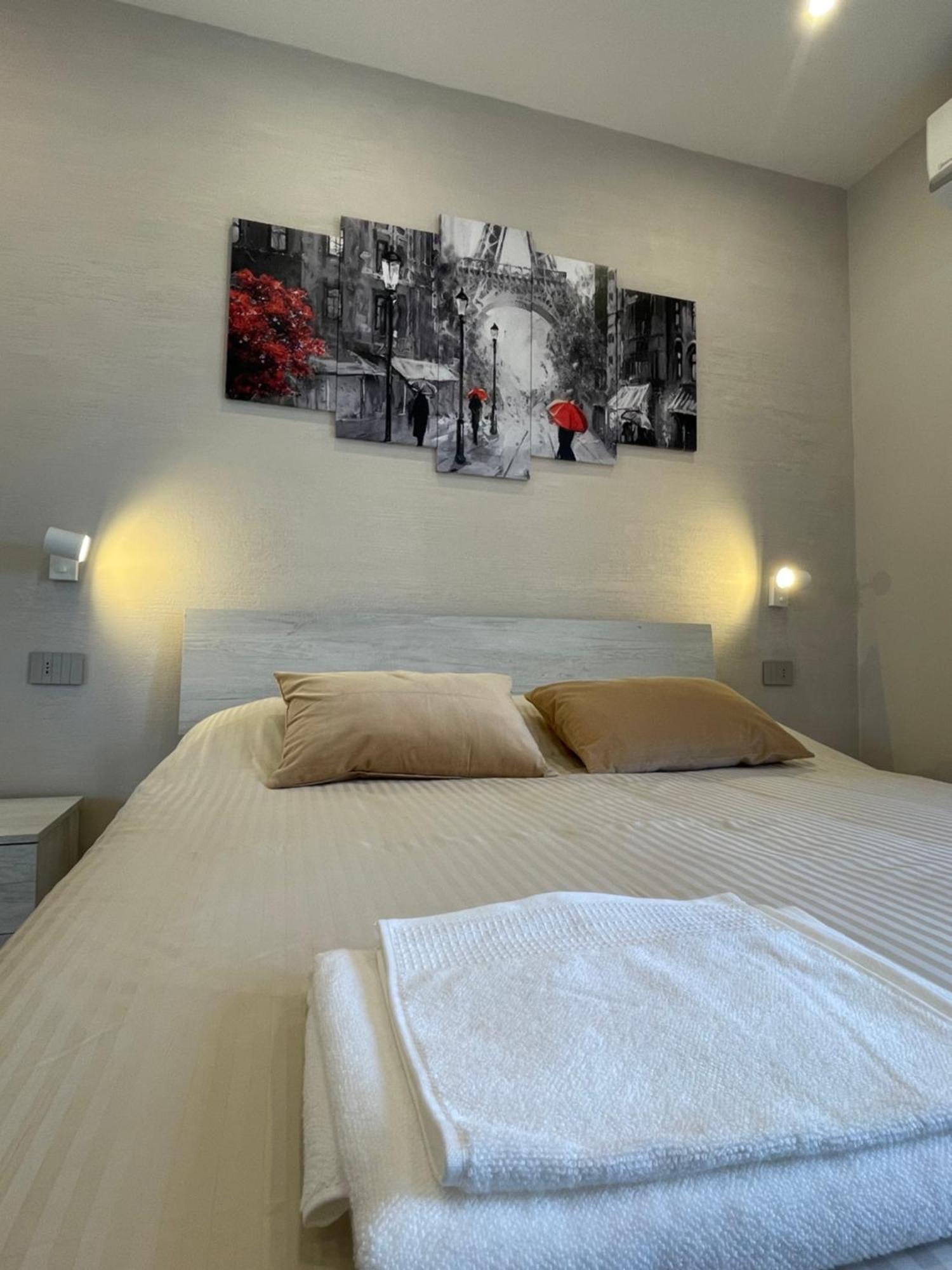 Ro&Ro Napoli Luxury Rooms מראה חיצוני תמונה