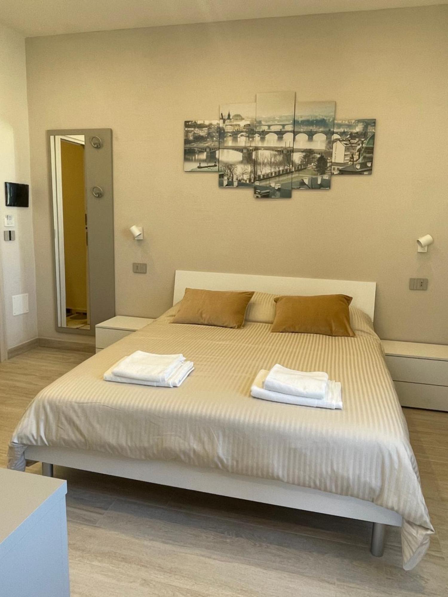 Ro&Ro Napoli Luxury Rooms מראה חיצוני תמונה